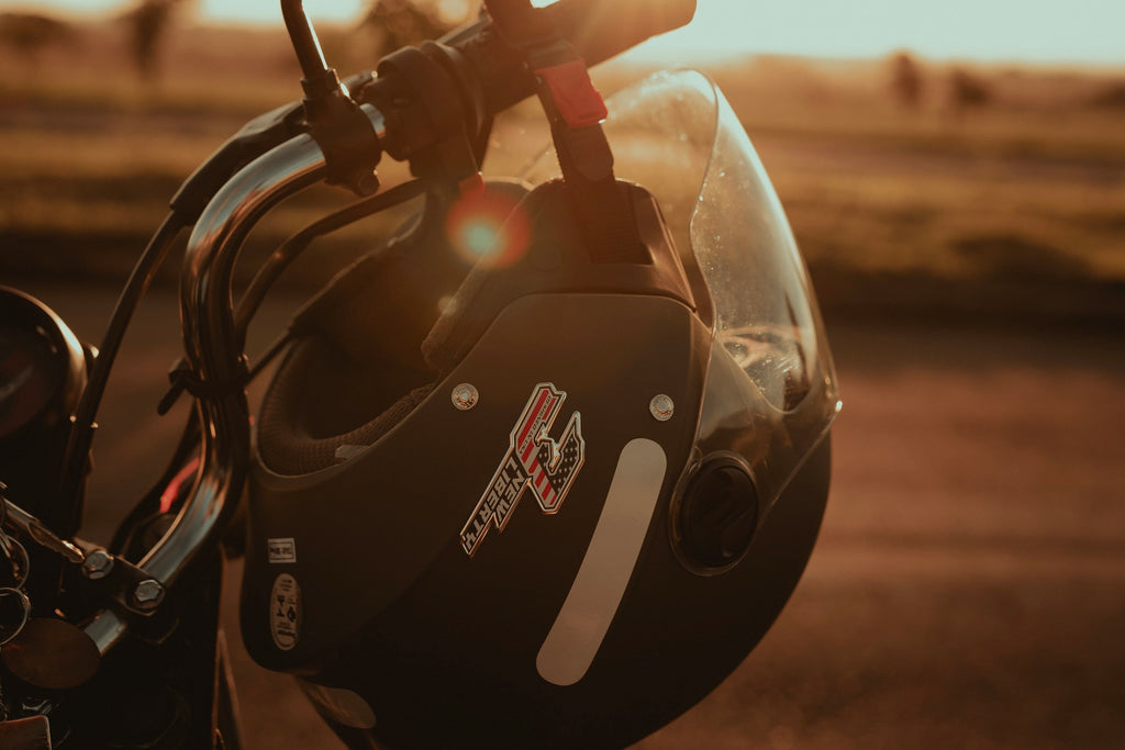 【學神攻略】學車想要威,一定要識揀頭盔